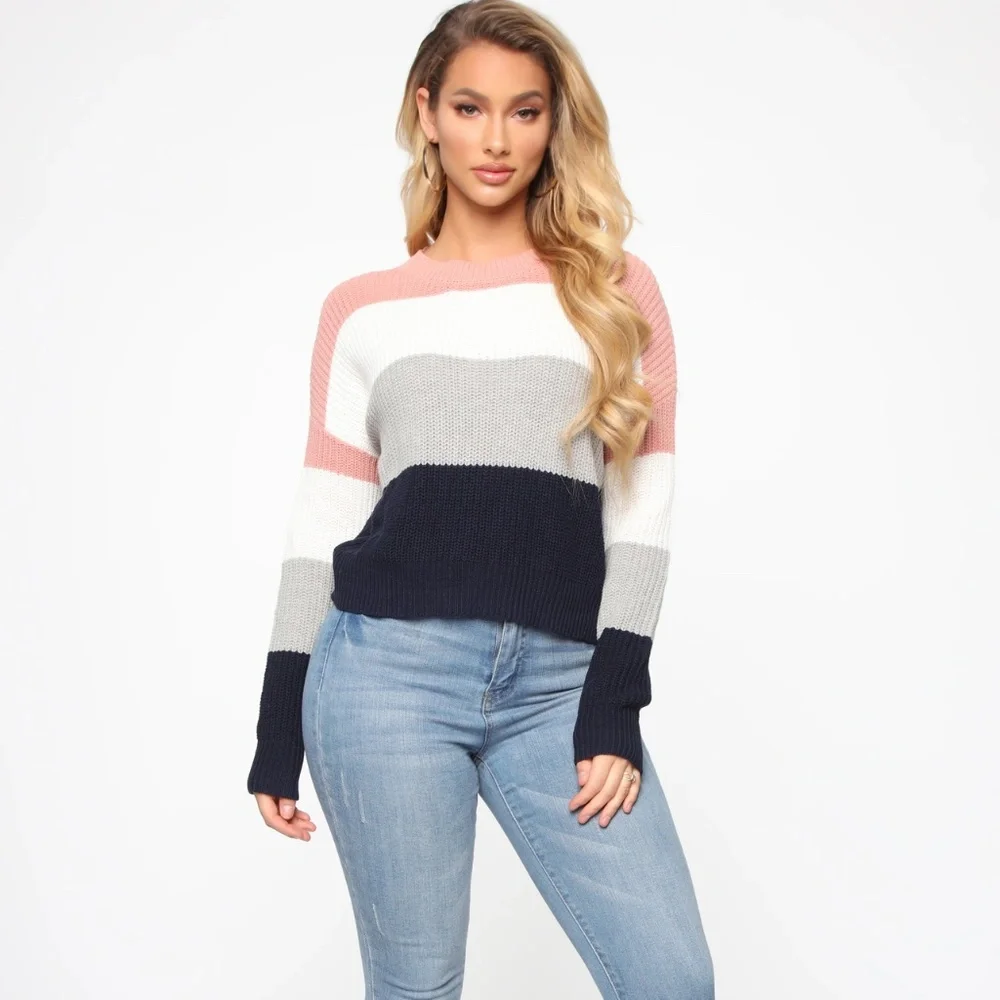Color Block Knit Sweater - Picture 2 of 6